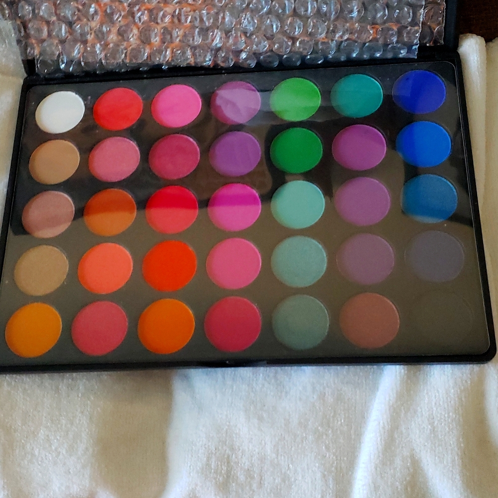 DE'LANCI Color Palette